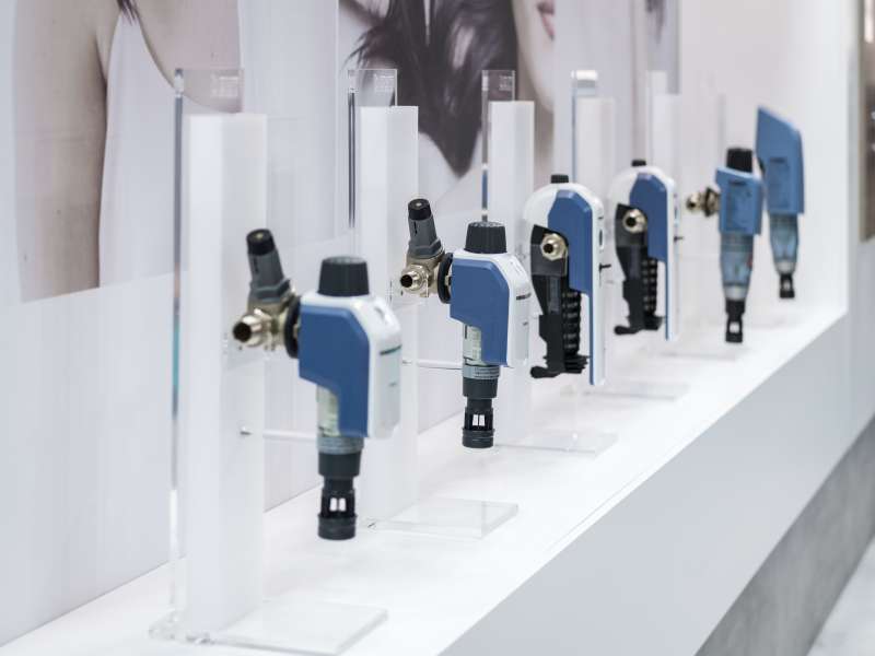 fiere in italia, videowall e totem interattivi, alta gamma, servizio grafica personalizzata, sistema audio video