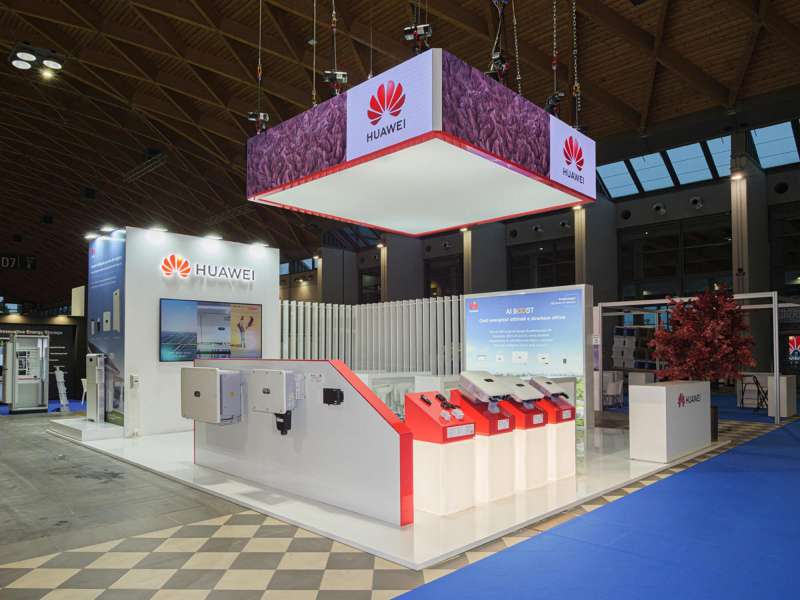 contract, fiere in italia, noleggio e vendita maxi schermo, soluzioni altamente personalizzate, stand laccati, ledwall