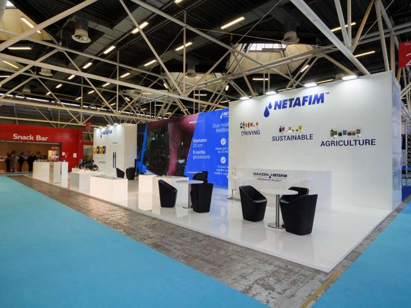 contract, arredamento espositori e banchi personalizzati, fiere in italia, noleggio e vendita maxi schermo, soluzioni altamente personalizzate, teche olografiche, creazioni, stand laccati, allestimenti fieristici personalizzati, ledwall