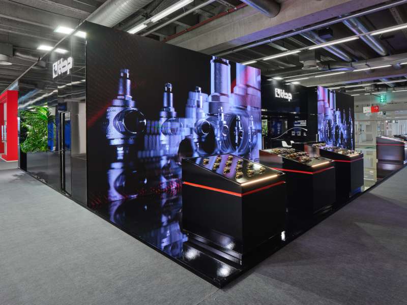 fiere all'estero, ledwall, form group, percorso espositivo , allestimento immersivo